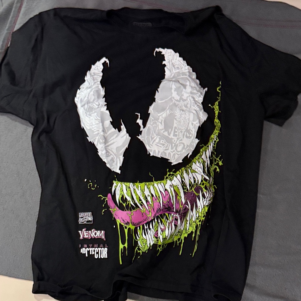 Marvel Venom Tee with White and Green Design